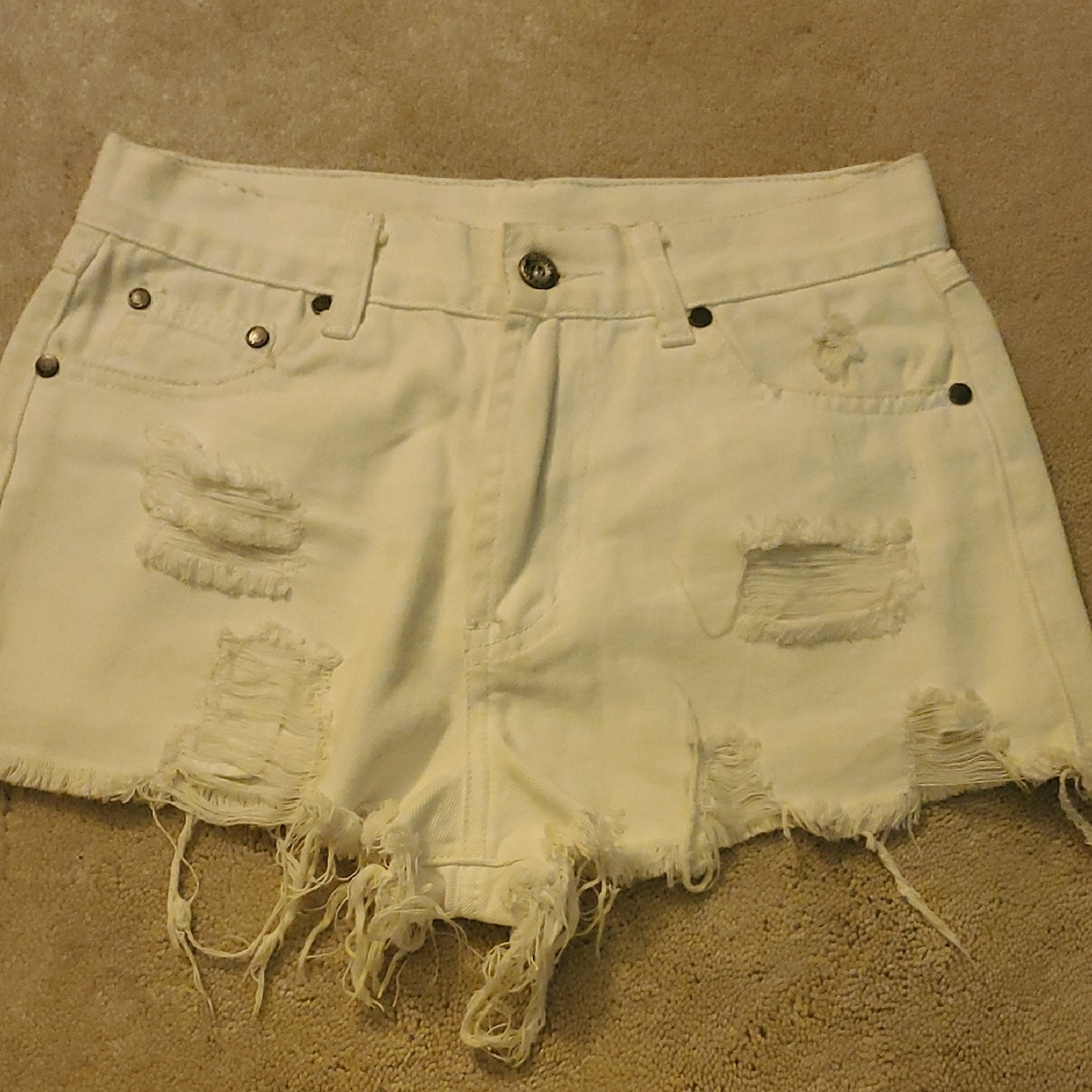 POL White Distressed Jean Shorts with Frayed Hem